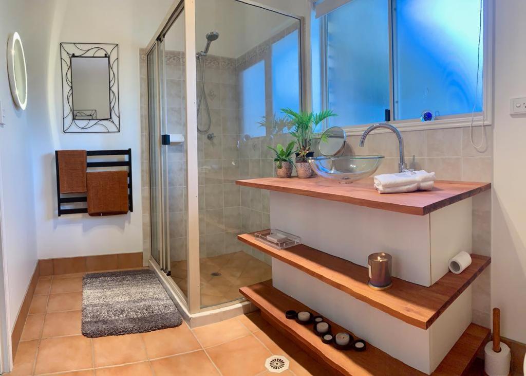 River Gum Luxury Bed And Breakfast Diddillibah Exteriör bild